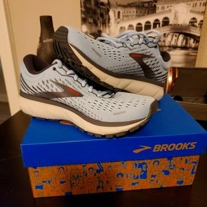 Brooks Ghosts